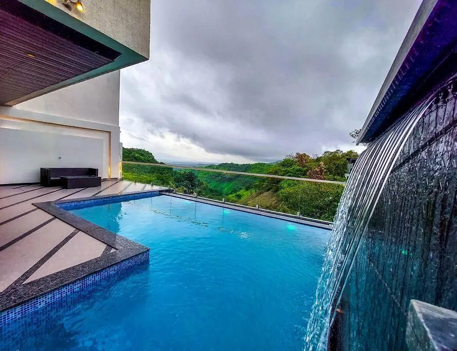 Celebrity Villa-1