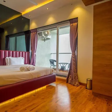 Celebrity Villa-2
