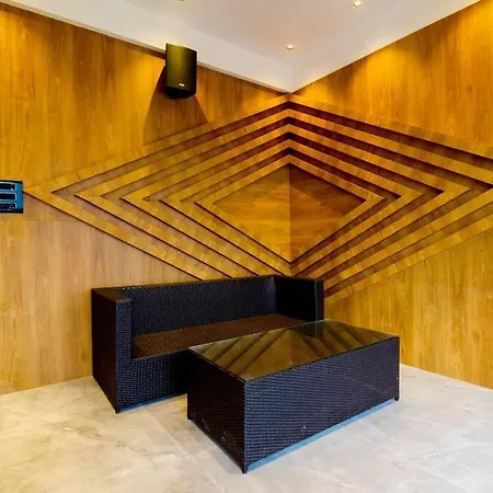 Celebrity Villa-3